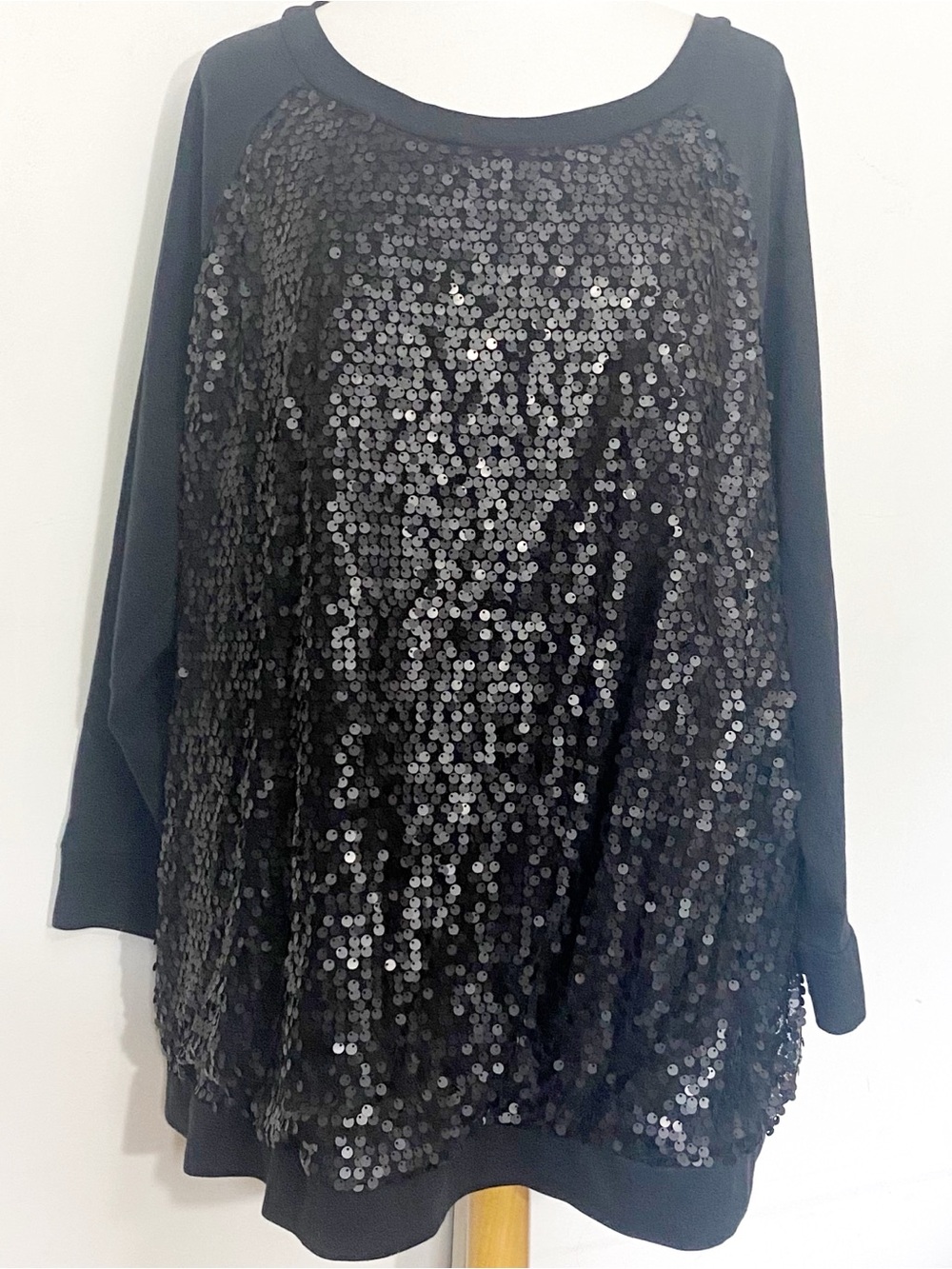 Woman Within Black Sequin Front Women's Long-Sleeve Sweatshirt Top 30/32W